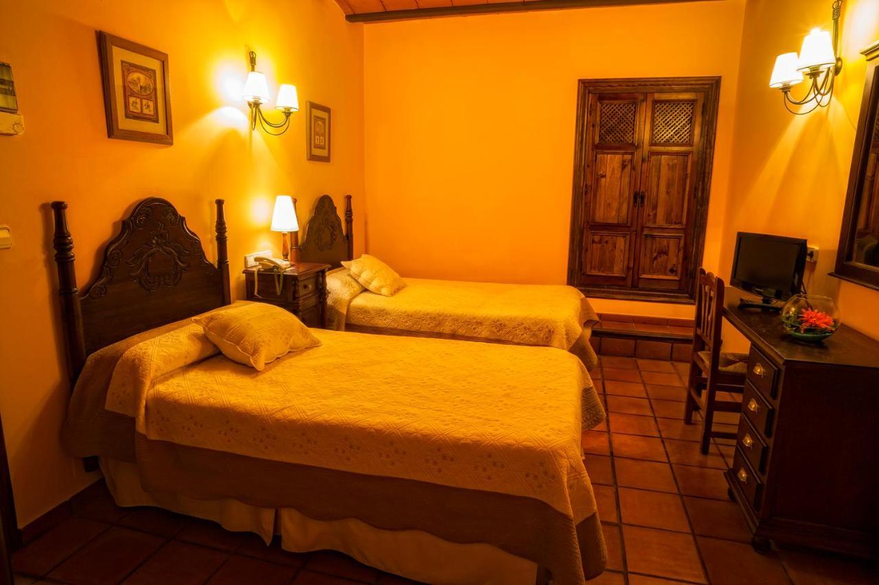 Hotel Bodega La Venta Casas De Los Pinos ภายนอก รูปภาพ